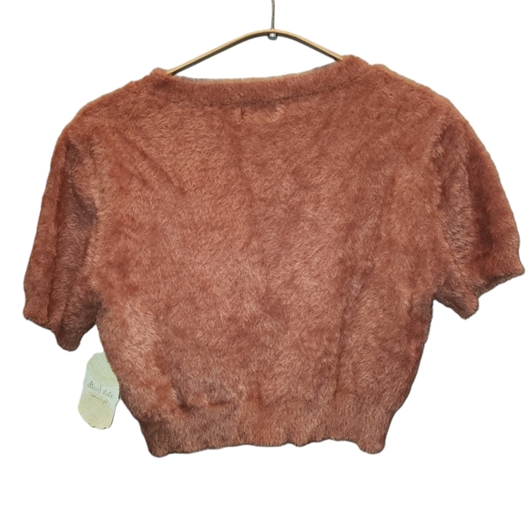Altar'd State Fuzzy Eyelash Cropped Top Crew Neck Rust Soft Cozy Fall Textured M - Picture 2 of 4